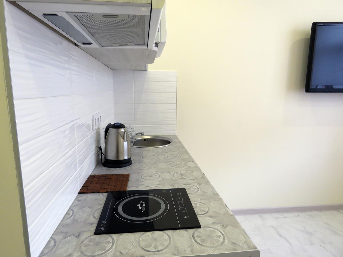 Korolenko Apartment Kharkiv Bagian luar foto
