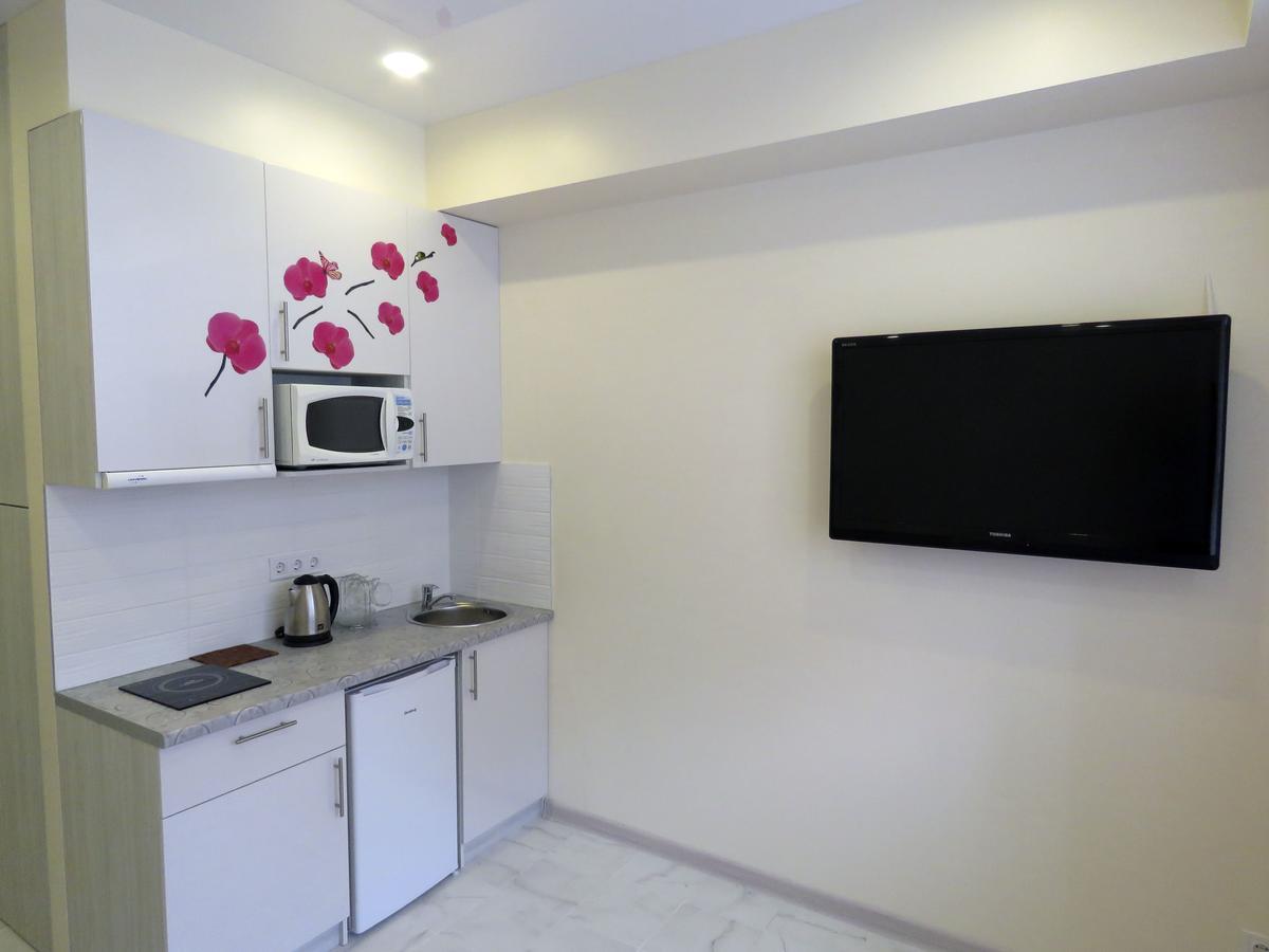 Korolenko Apartment Kharkiv Bagian luar foto